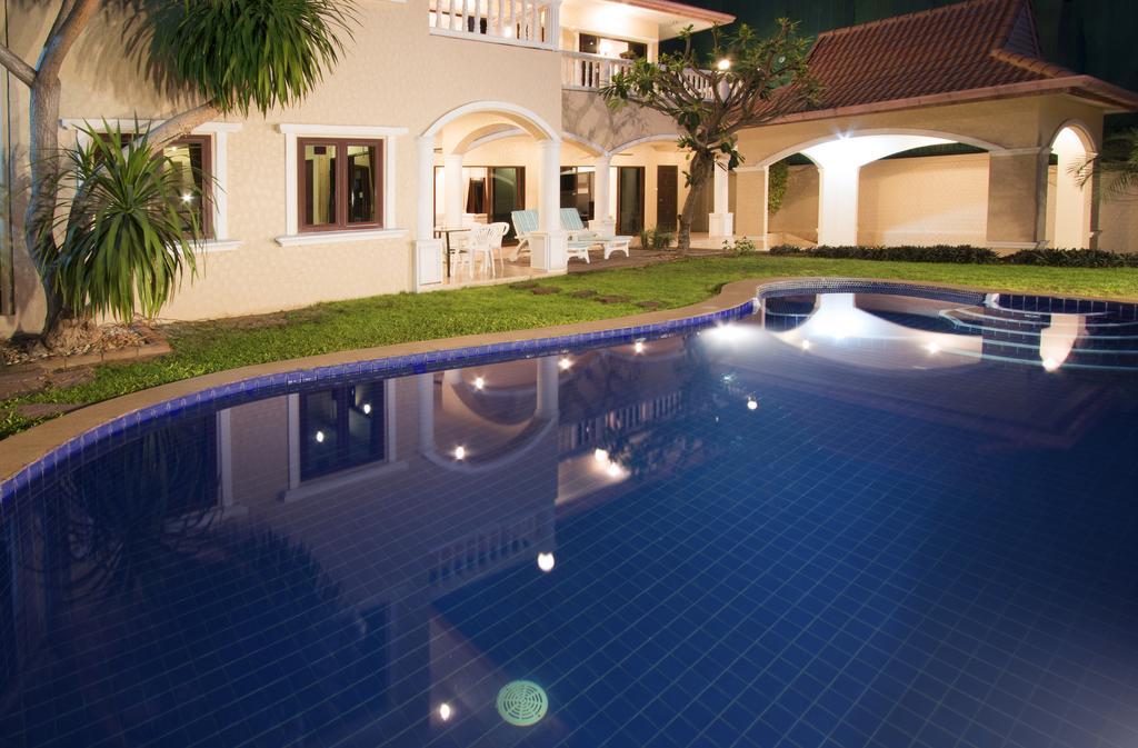 Pattaya Holiday Villas Банг Ламунг Екстериор снимка