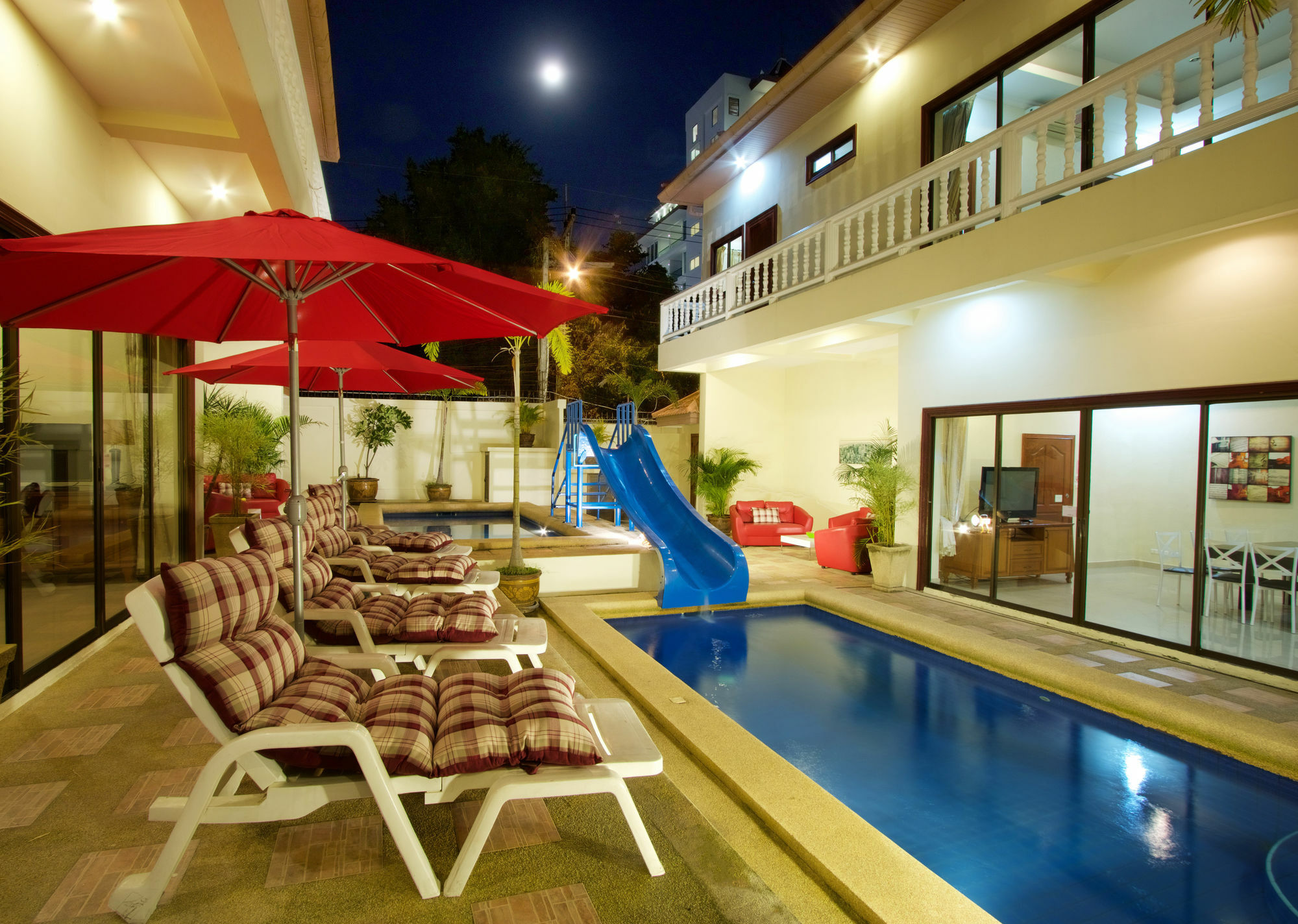 Pattaya Holiday Villas Банг Ламунг Екстериор снимка