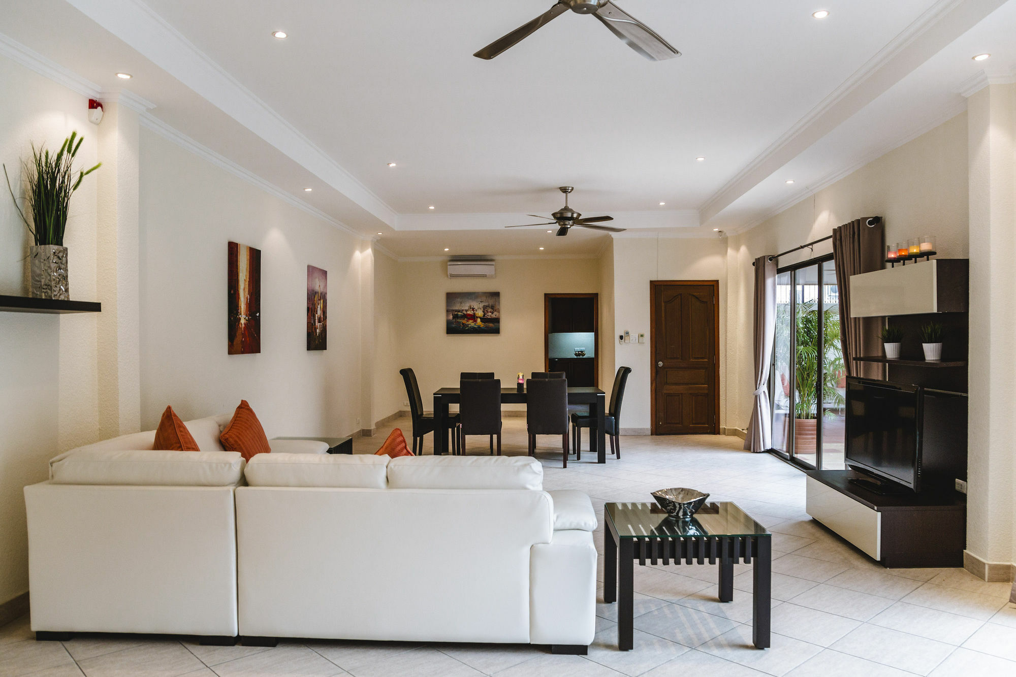 Pattaya Holiday Villas Банг Ламунг Екстериор снимка