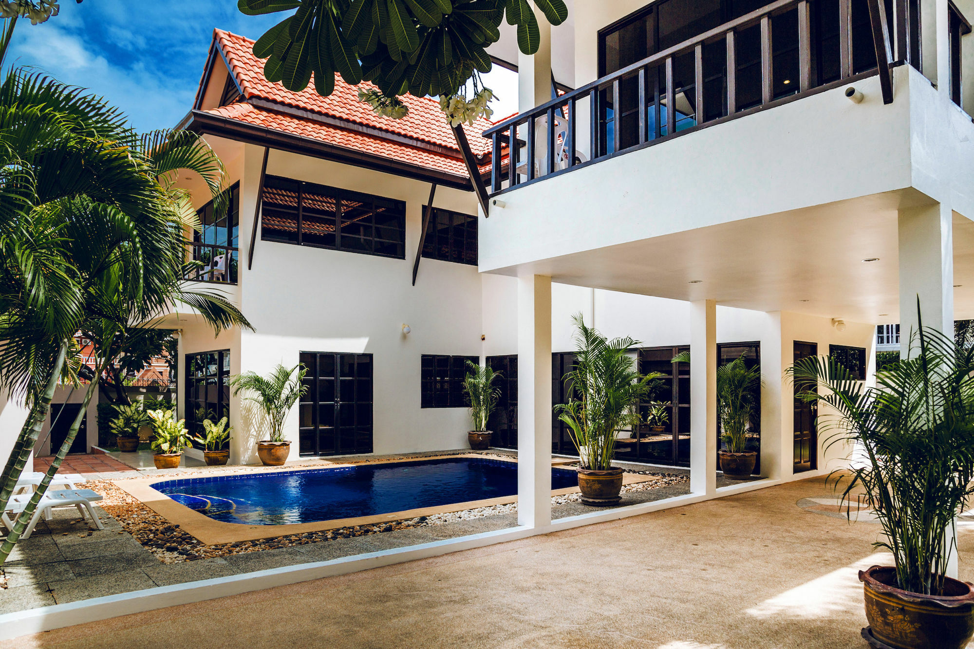 Pattaya Holiday Villas Банг Ламунг Екстериор снимка